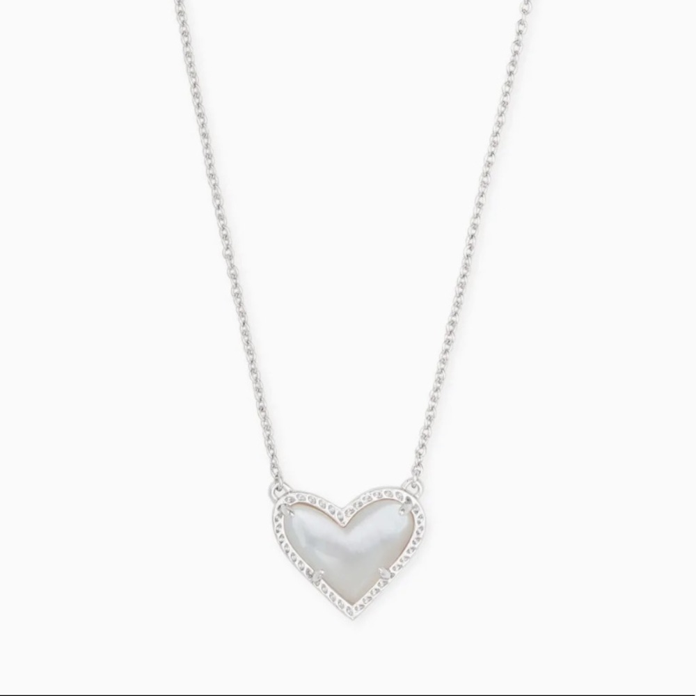 Kendra Scott Ari Heart Silver Pendant Necklace